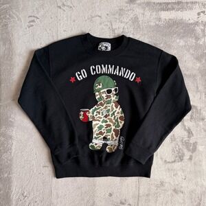 Riot Society Go Commando Camo Bear Graphic Sweatshirt Black Mens Small